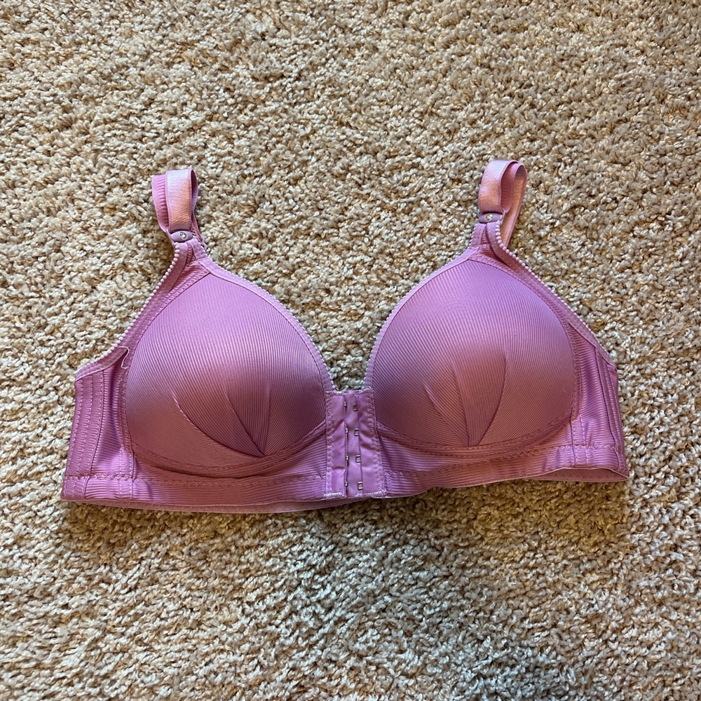 Elegant Pink front closure Bra